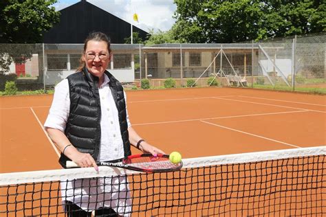 grindsted tennisklub|Grindsted Tennisklub indvier nyt padelanlæg på lørdag